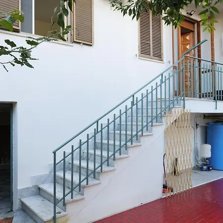 Domusleone Сasa de vacaciones *