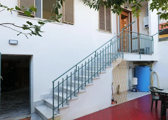 Domusleone Feriehus *